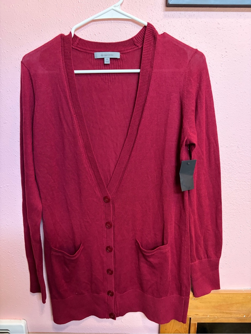 Classiques Entier women's V-neck cardigan sweater in a vibrant berry/burgundy M